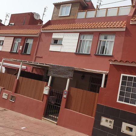 Kiki Vivienda Bed & Breakfast San Isidro  Zewnętrze zdjęcie